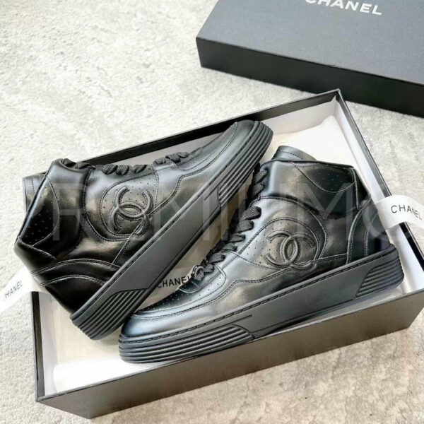 Chanel кроссовки PR233279 3