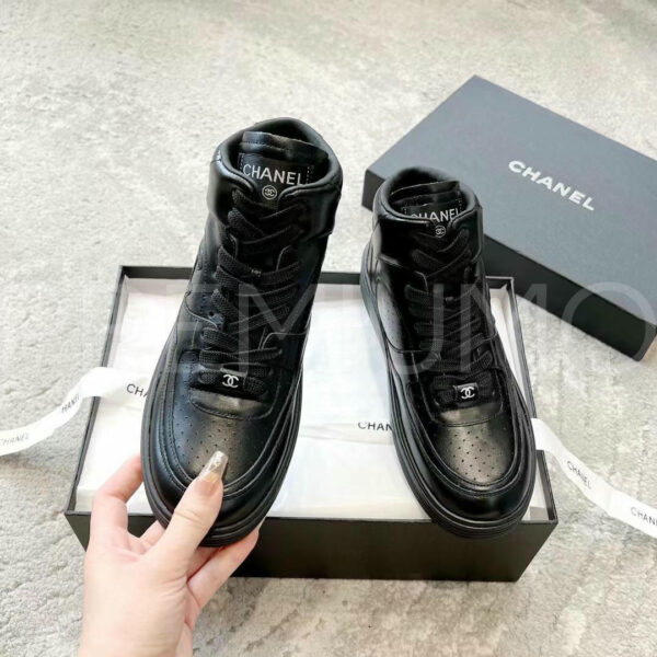 Chanel кроссовки PR233279 5