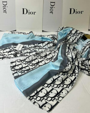 Christian Dior палантин PR117161