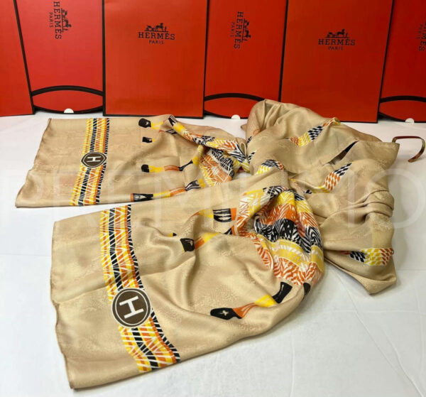 Hermes платок PR672226