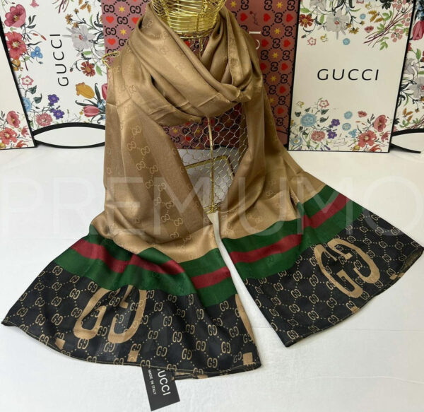 Gucci палантин PR824471 3