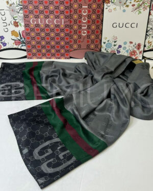 Gucci палантин PR485511