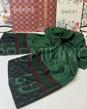 Gucci палантин PR568735