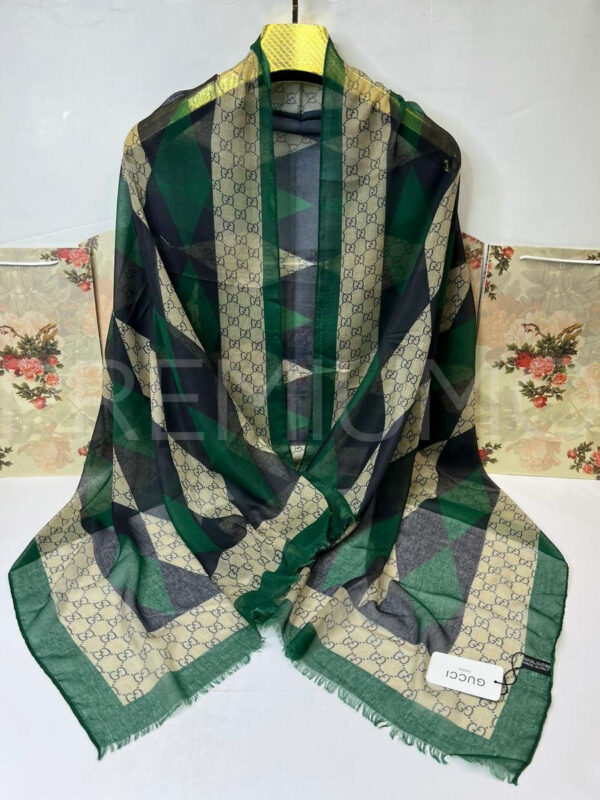 Gucci палантин PR499560 2