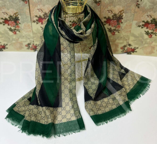 Gucci палантин PR499560 3