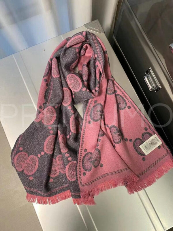 Gucci шарф PR549924