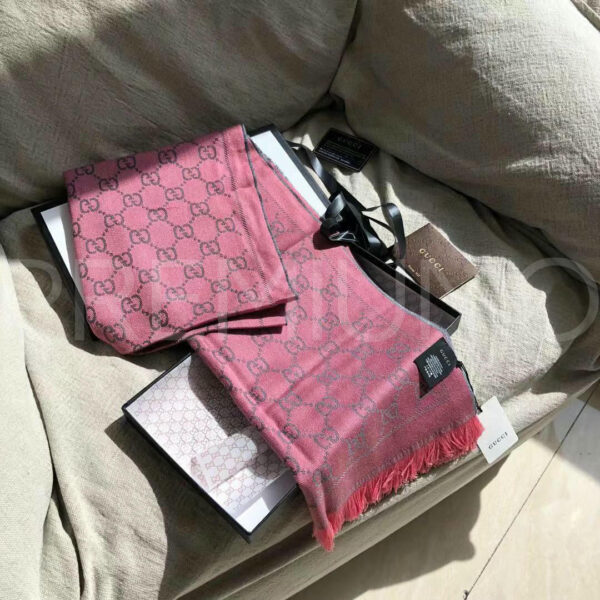 Gucci шарф PR320636