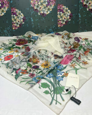 Gucci платок PR521150