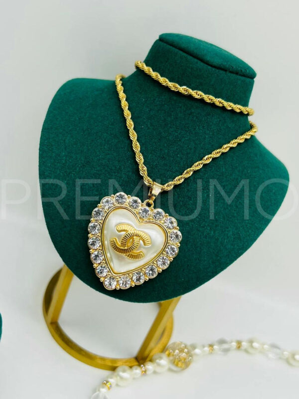 Chanel кулон PR107756