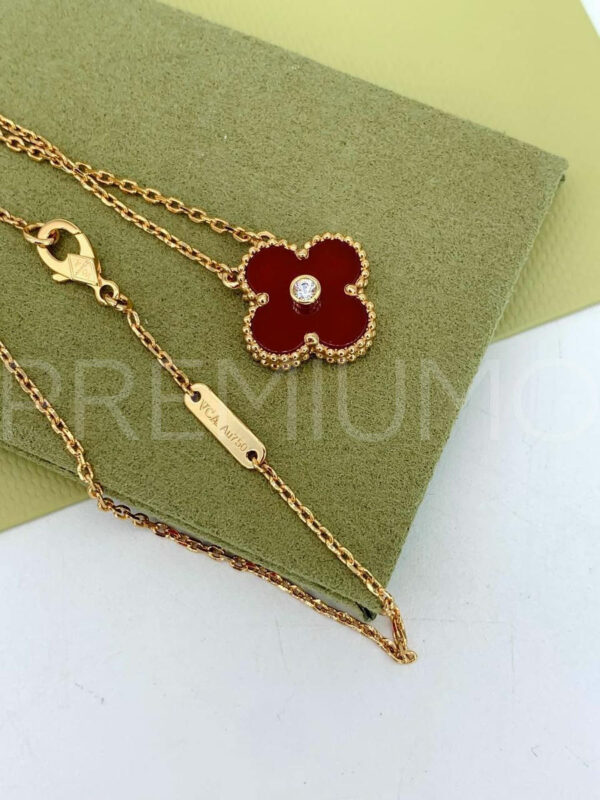 Van Cleef & Arpels подвеска PR157107