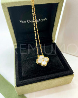 Van Cleef & Arpels подвеска PR877807