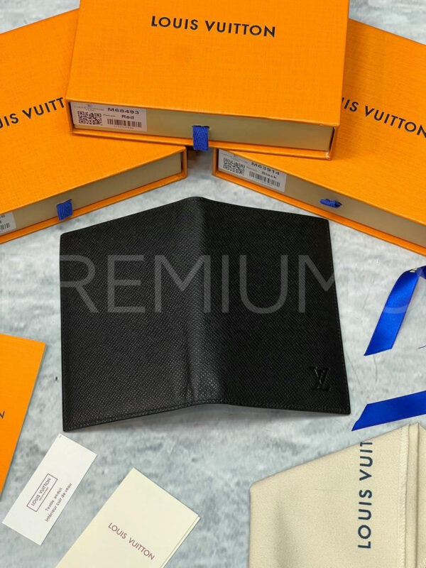 Louis Vuitton обложка на паспорт PR114559 6