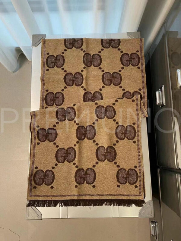 Gucci шарф PR586987 5