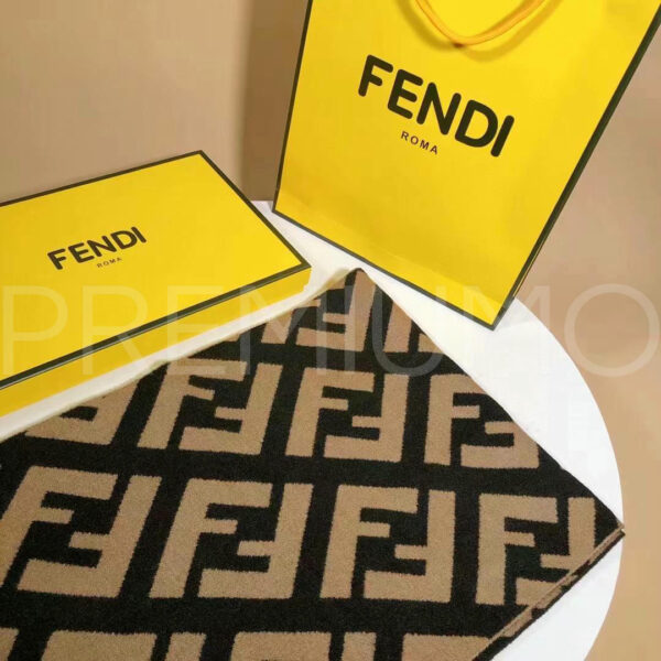 Fendi шарф PR758149 3