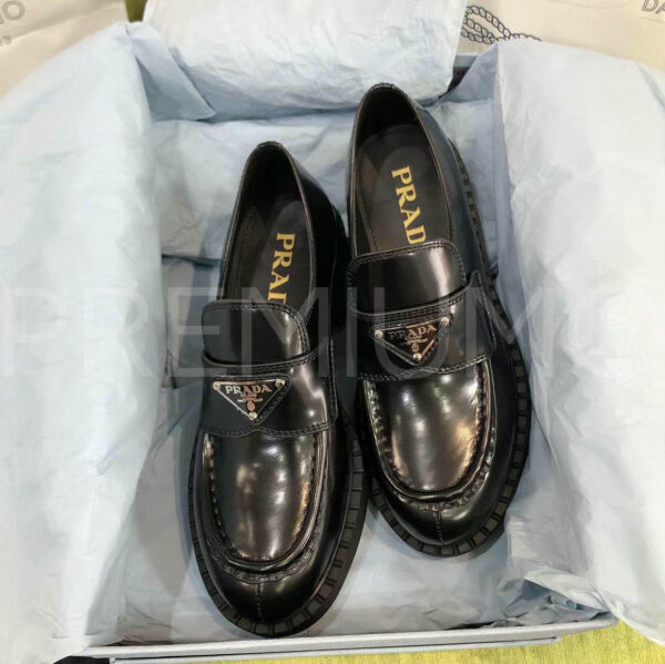 Prada лоферы PR554998 26
