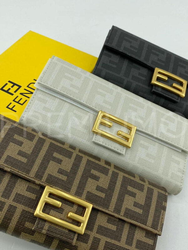 Fendi кошелек PR552997 3