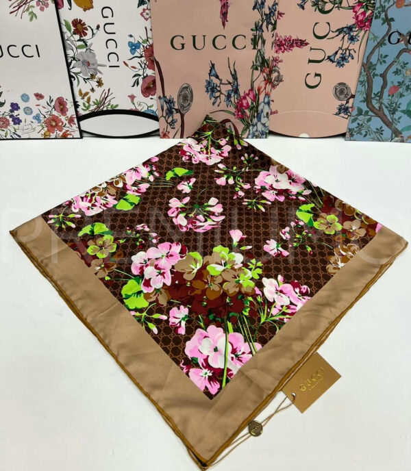 Gucci платок PR213236 4