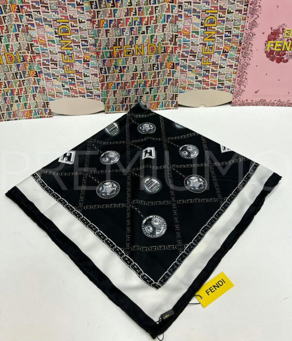 Fendi платок PR439888 3