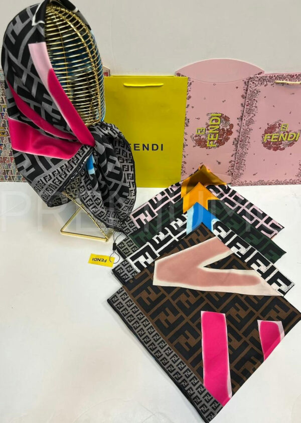 Fendi платок PR215199 4