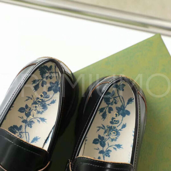 Gucci лоферы PR809296 17