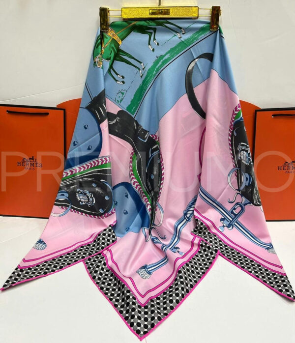 Hermes платок PR617707
