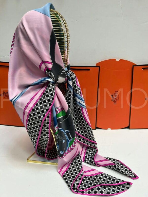 Hermes платок PR617707 2