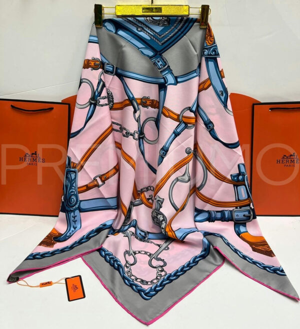 Hermes платок PR547937