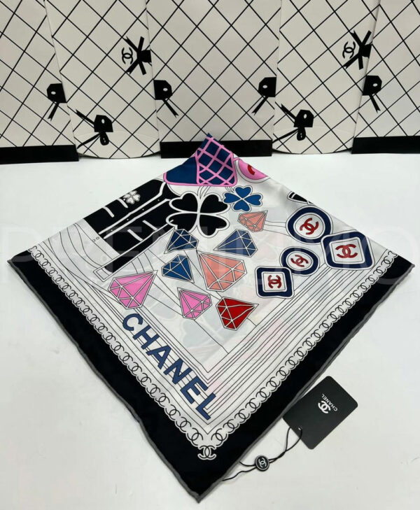 Chanel платок PR613074 2