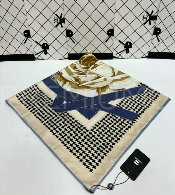 Chanel платок PR494577 2