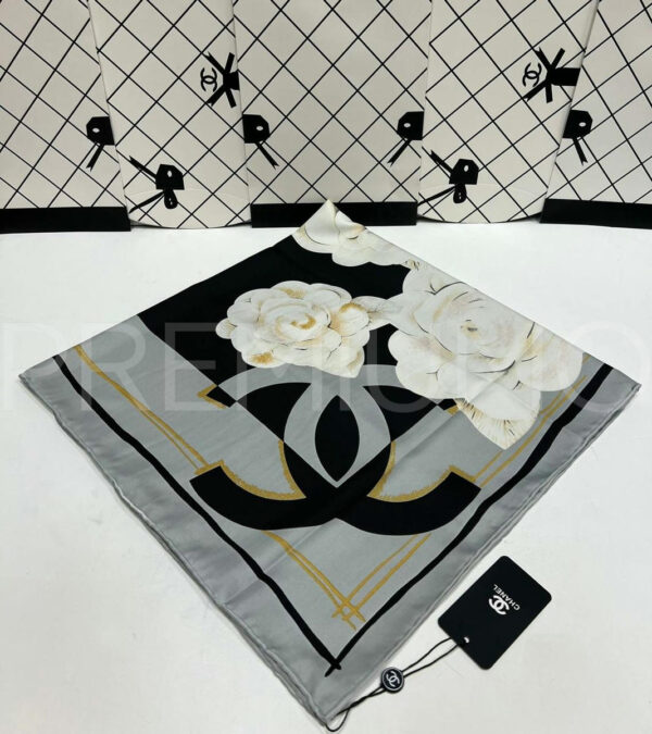 Chanel платок PR149828 2