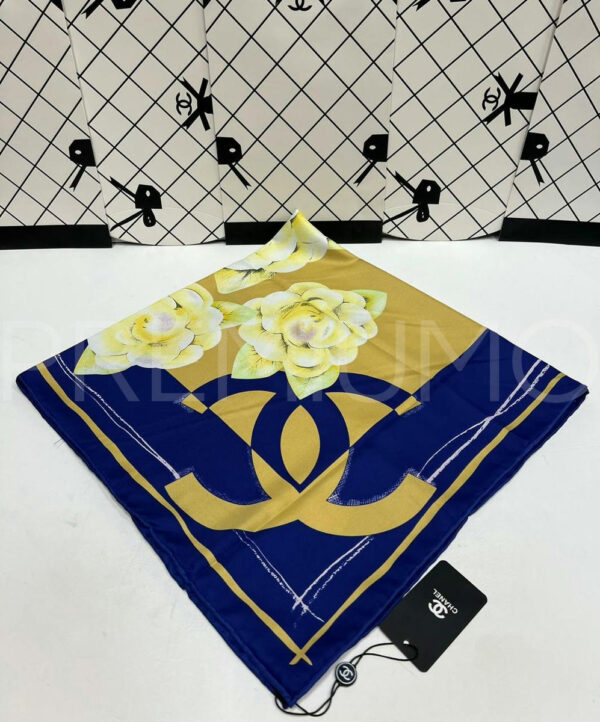 Chanel платок PR656414 2