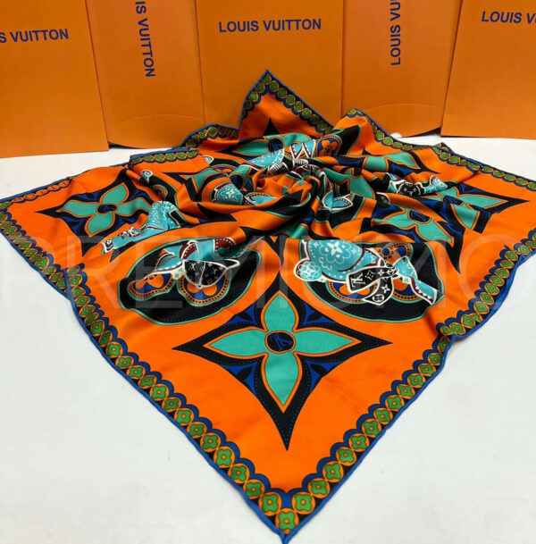 Louis Vuiiton платок PR322558