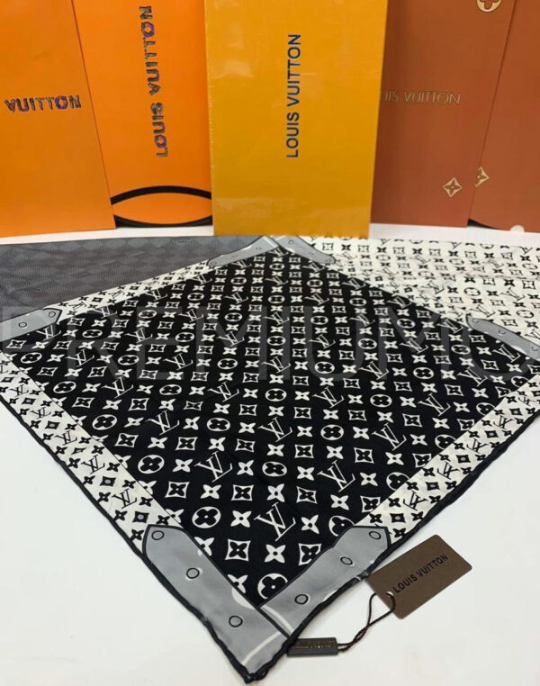 Louis Vuiiton платок PR262296 2