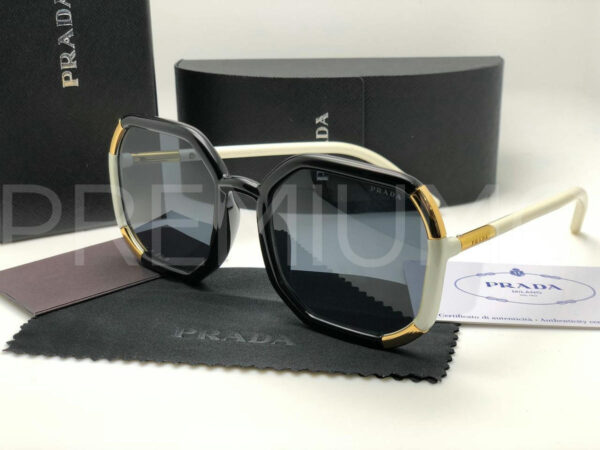 Prada очки PR813768