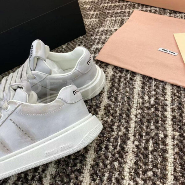 Miu Miu кроссовки PR433372 5