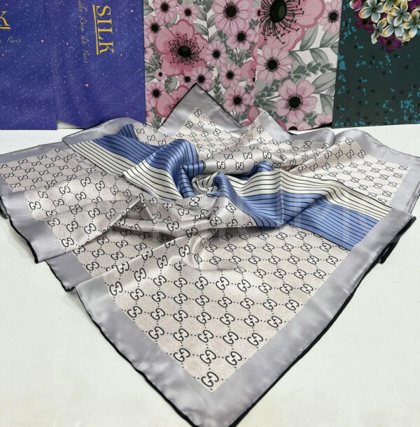 Gucci платок PR379512