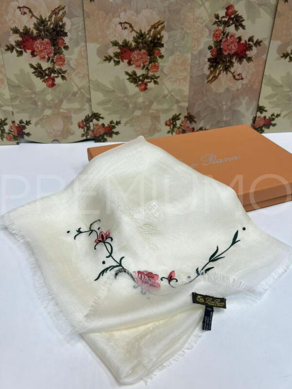 Loro Piana платок PR998139