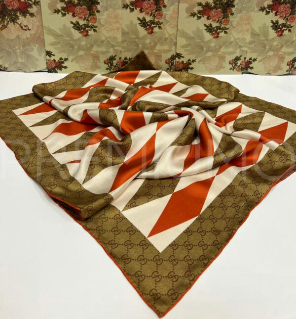 Gucci платок PR288607