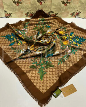 Gucci платок PR481104