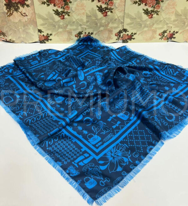 Gucci платок PR729535