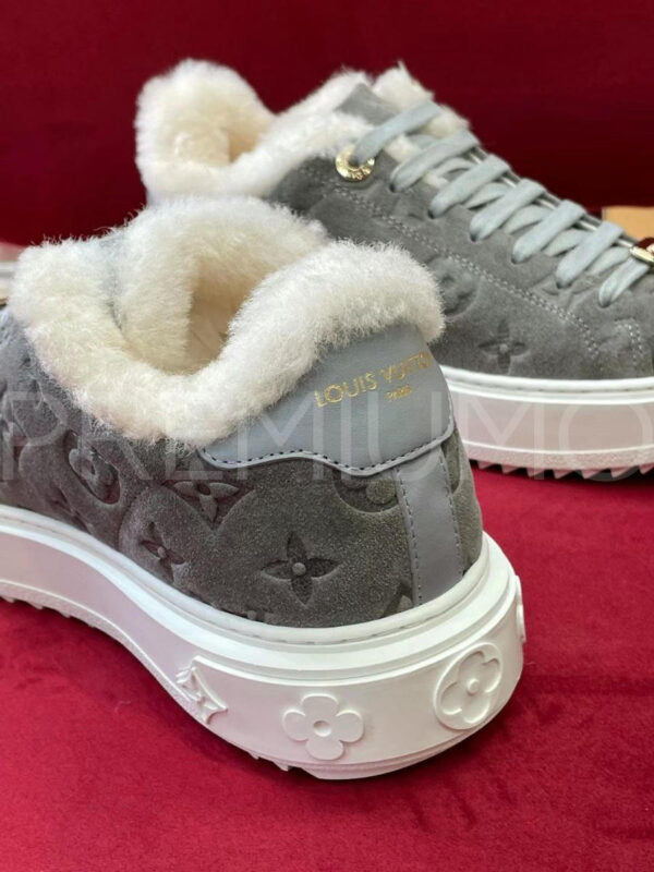 Louis Vuitton Time Out кроссовки PR182214 9