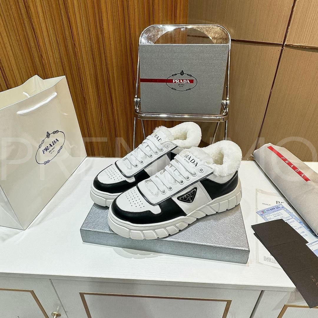 Prada кроссовки PR379139 Prada кроссовки PR379139