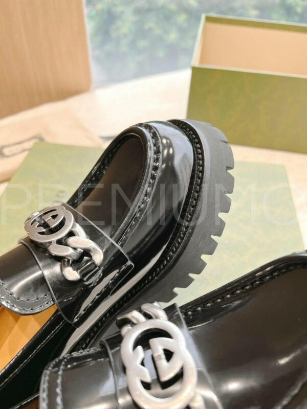 Gucci лоферы PR712454 23