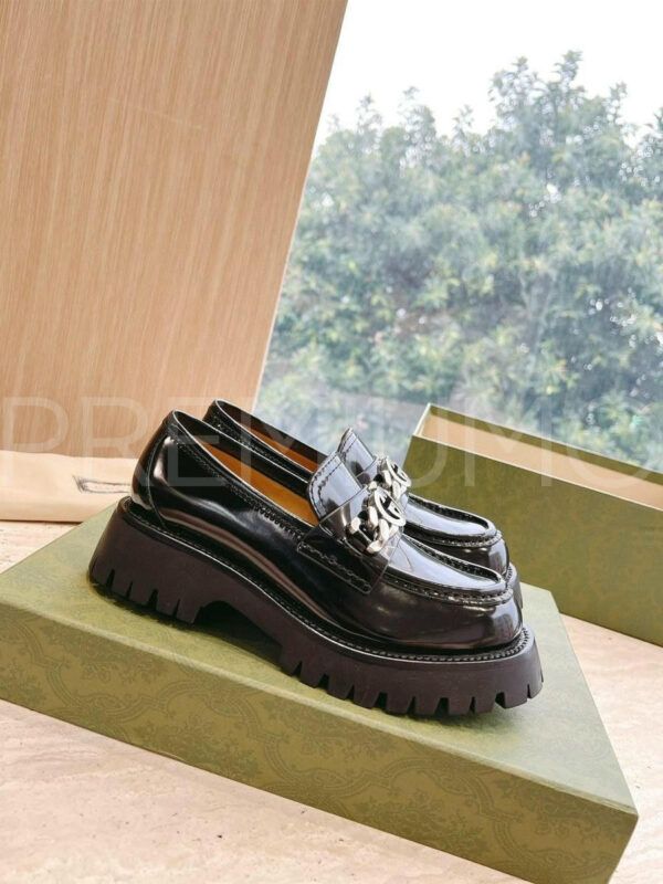 Gucci лоферы PR712454 24