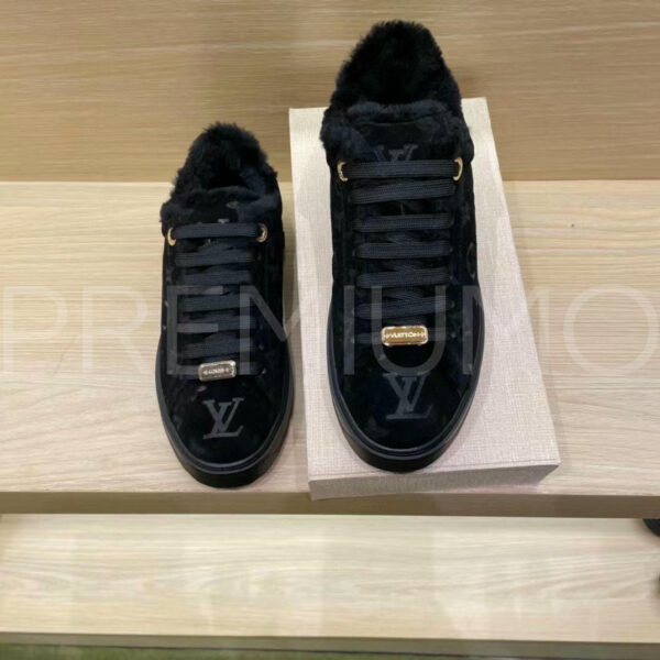 Louis Vuitton Time Out кроссовки PR793569 4