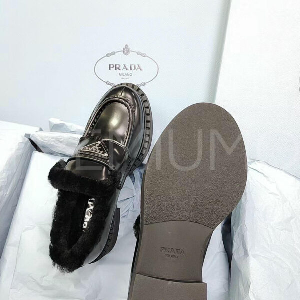 Prada лоферы PR201426 9