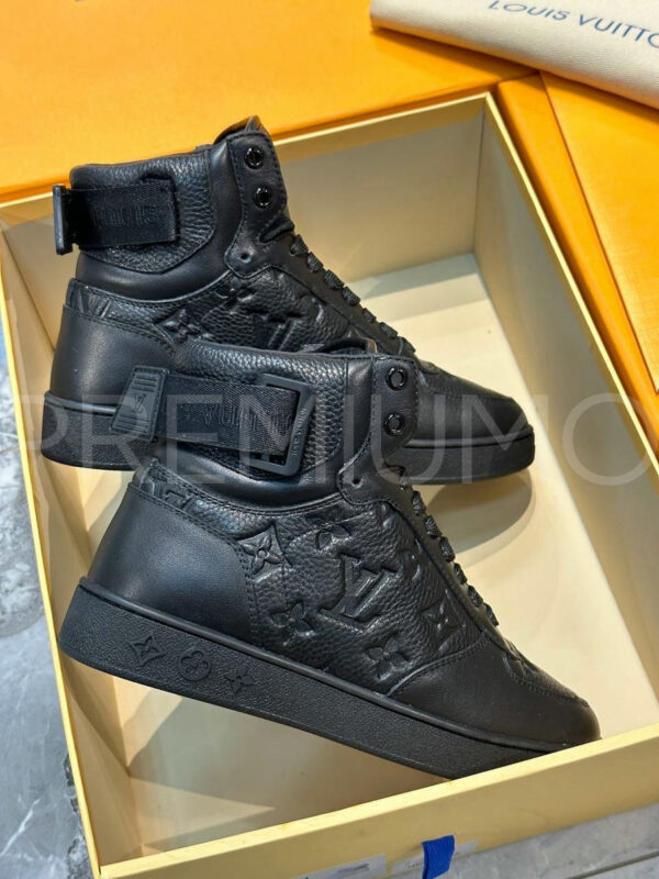 Louis Vuitton кроссовки PR464314 4
