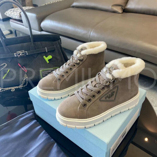 Prada кроссовки PR610463