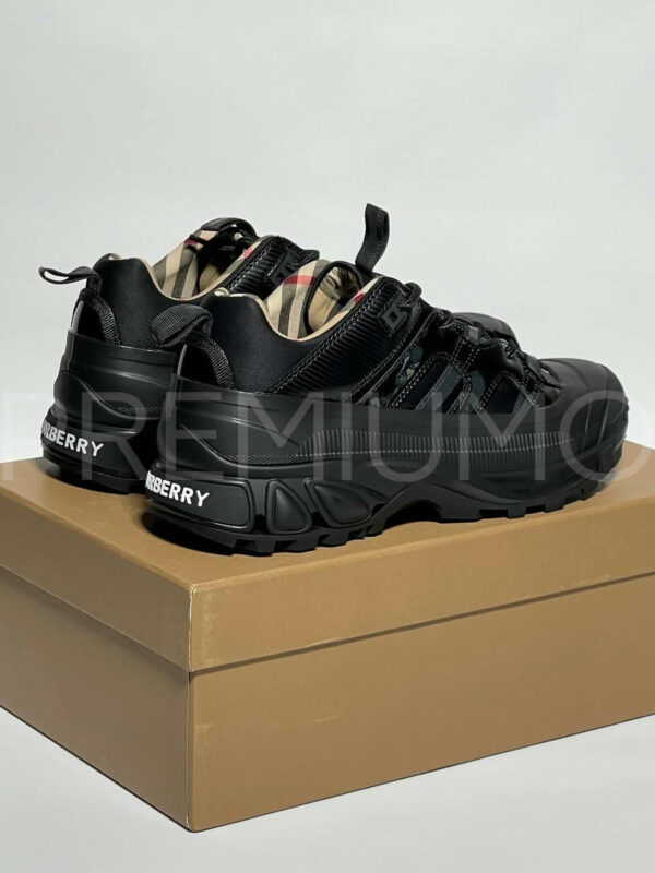 Burberry кроссовки PR591460 5