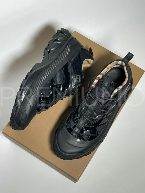 Burberry кроссовки PR591460 4